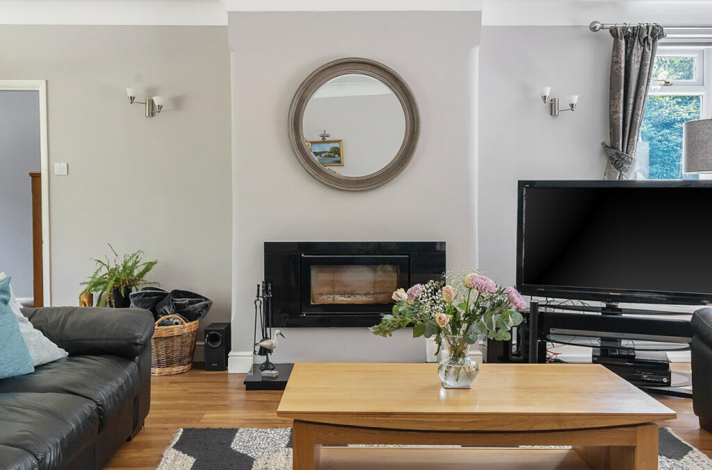 1335478-42-689602...