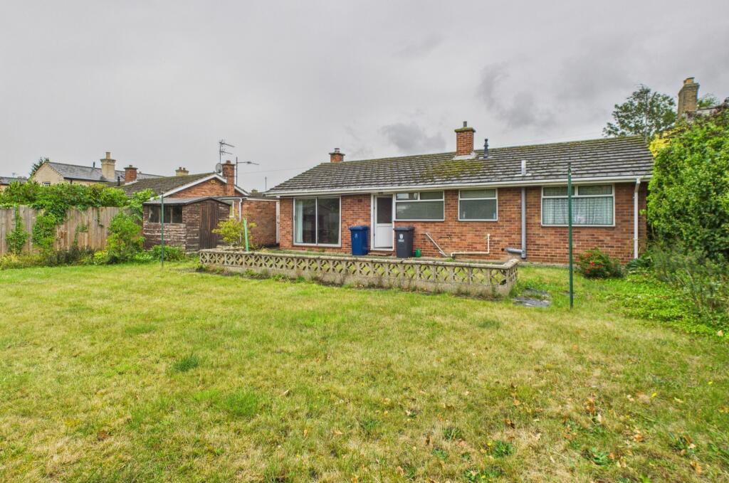 CAM02519G0-PR0334-STILL013