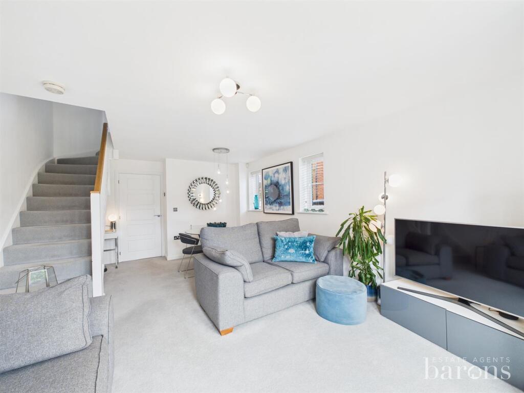 CAM05500G0-PR0052-STILL014 - Copy.jpg