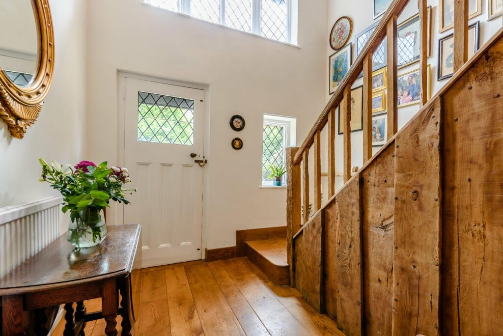 Side Hall