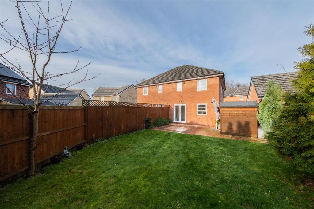 3 Dahlia Crescent-026.jpg