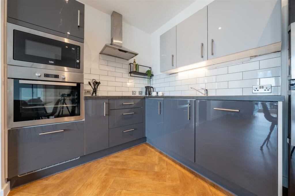 Flat 1-19.jpg