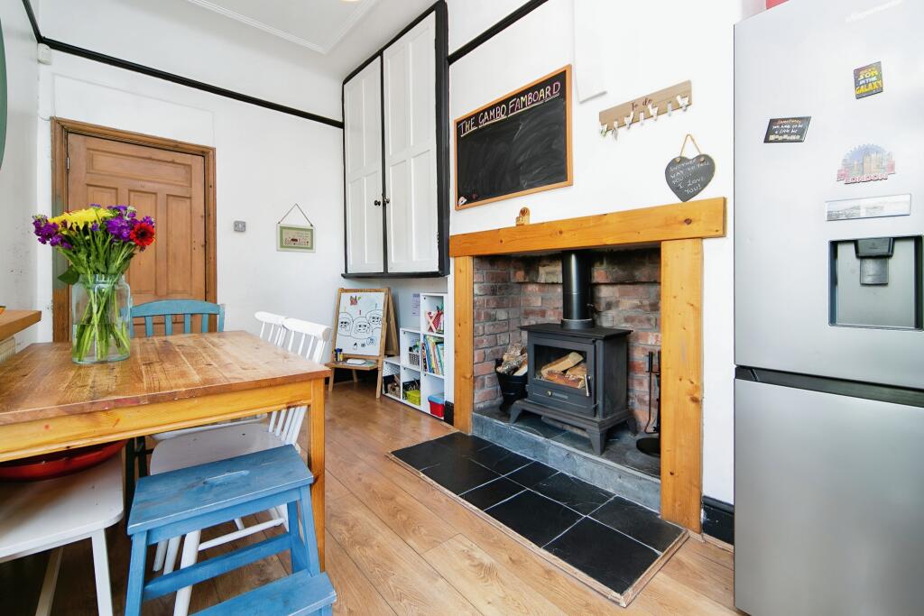 Kitchen/Breakfast