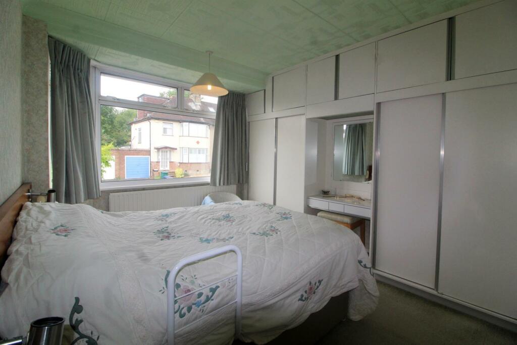 bedroom one.jpg