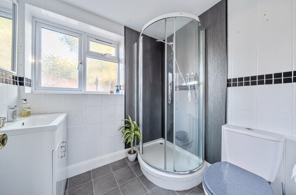 ds shower room