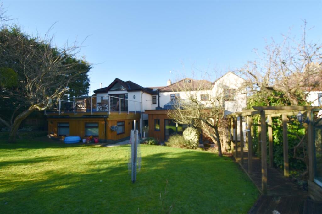 Rear view of property (1).jpg