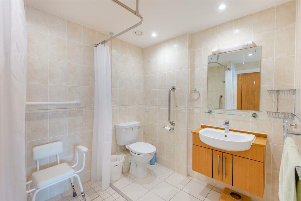 8563431-interior03.jpg