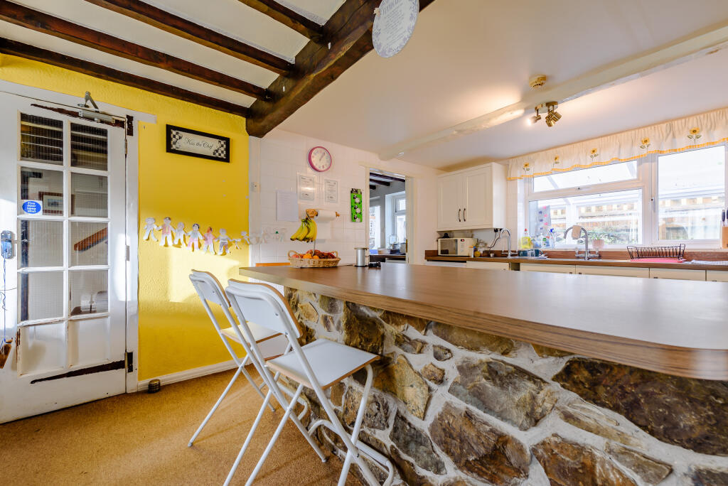 8529859-Interior58