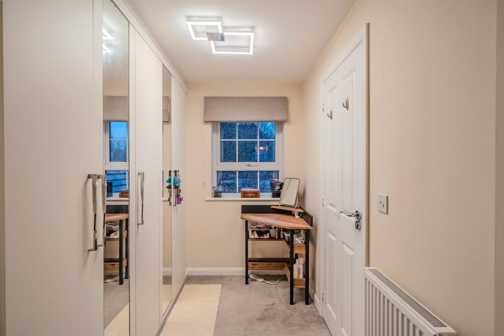 14 Poppyfield Ave-8.jpg