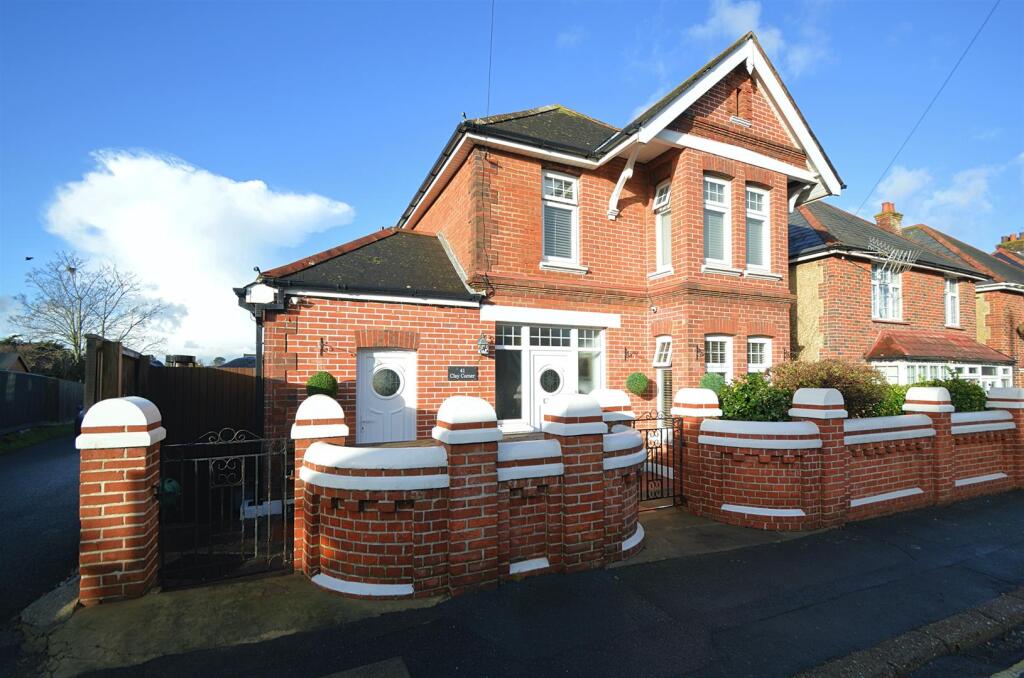 IDEAL FAMILY HOME * LAKE