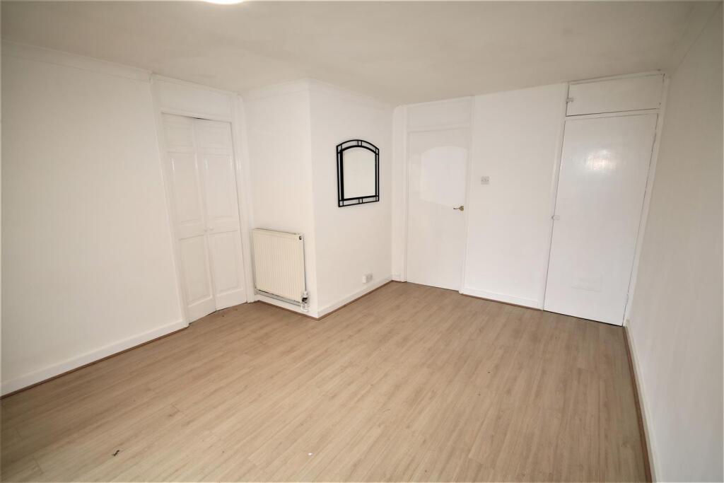 Living Room c.JPG
