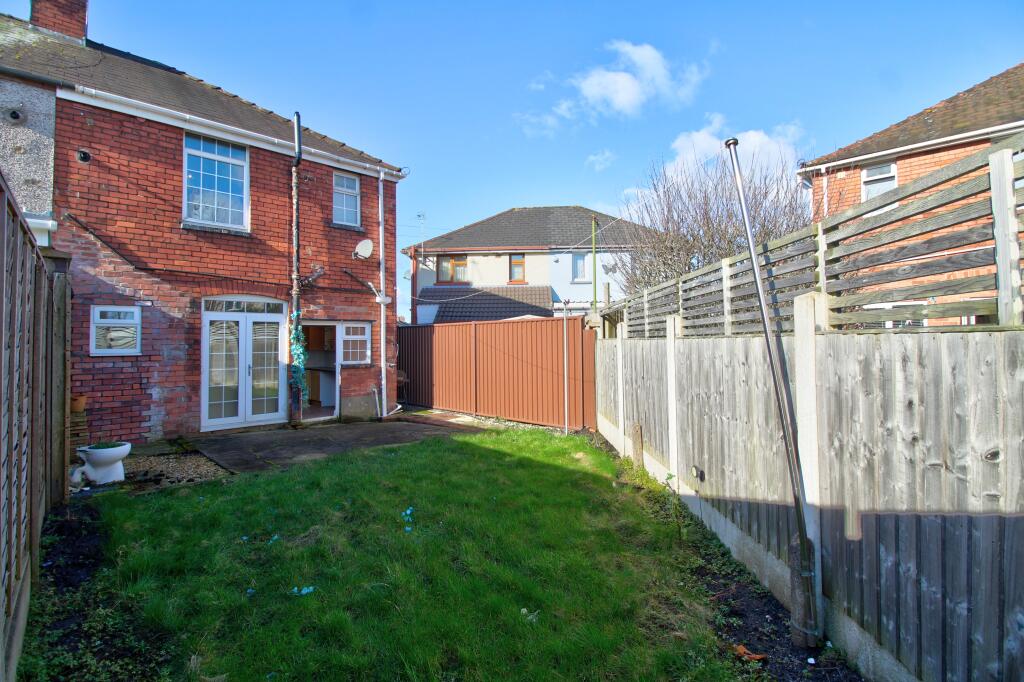 IMG_0584_5_6_Realistic