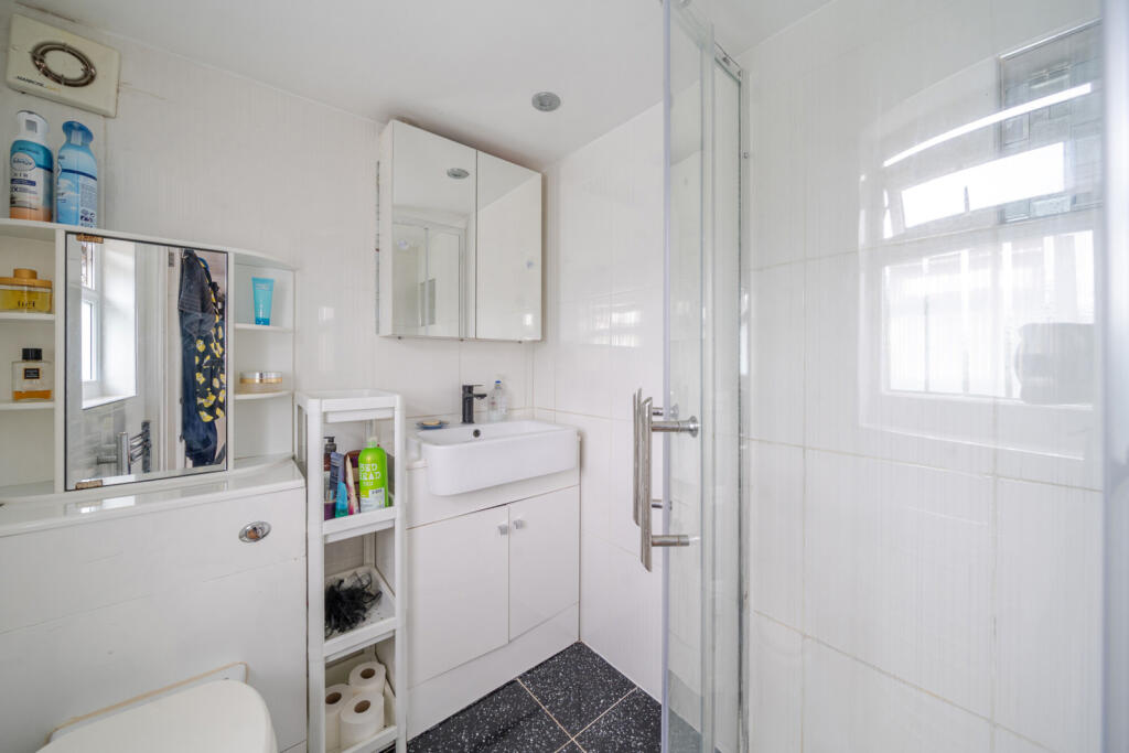 1290139-3-6825d46...