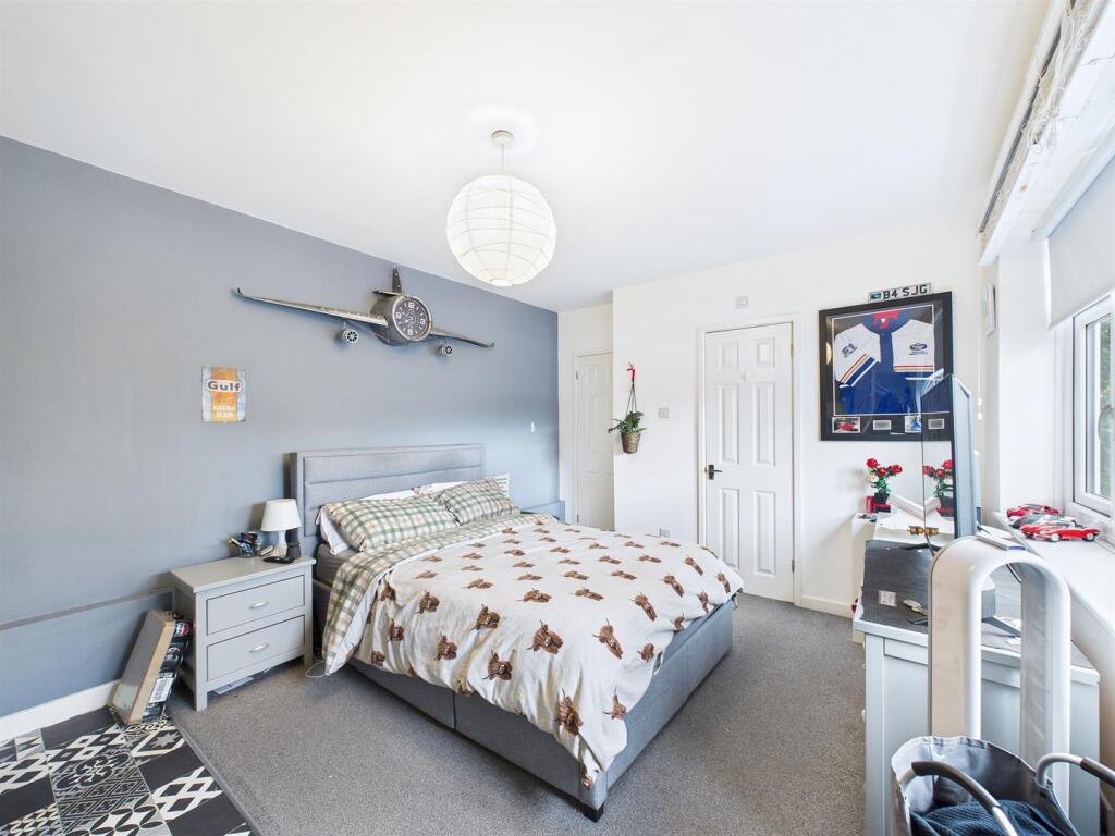 4 - 8 bedroom HMO.jpg