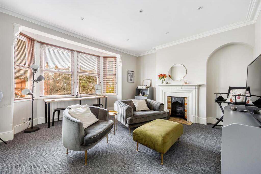 FFF-4 Twyford Avenue-2.jpg