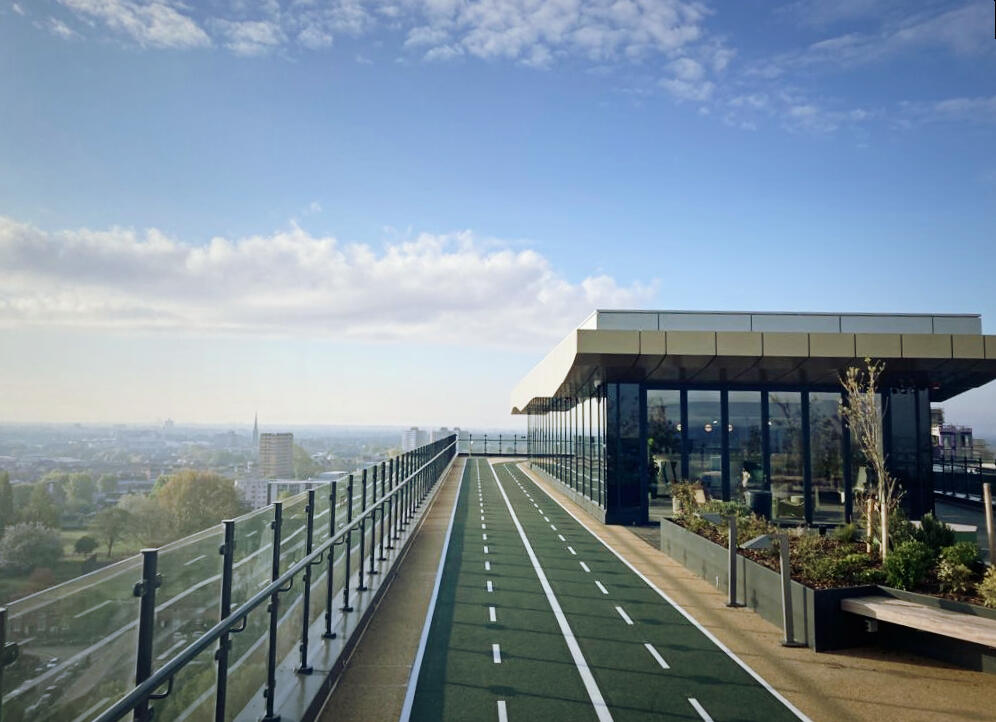 Running track 
