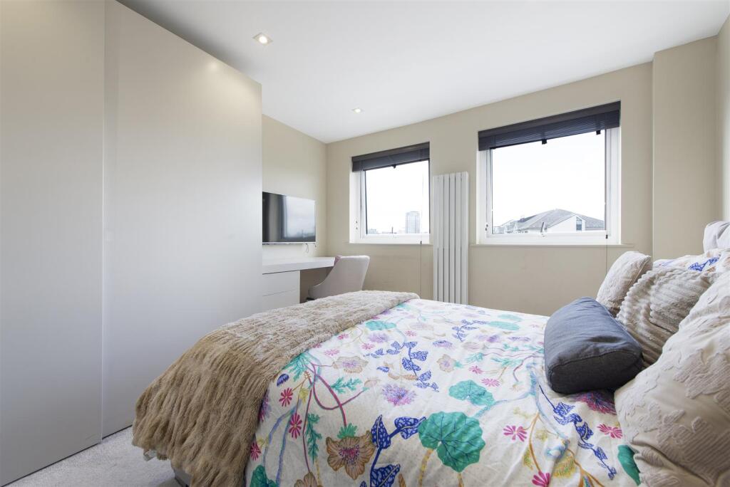 53166 Hi res (13).jpg