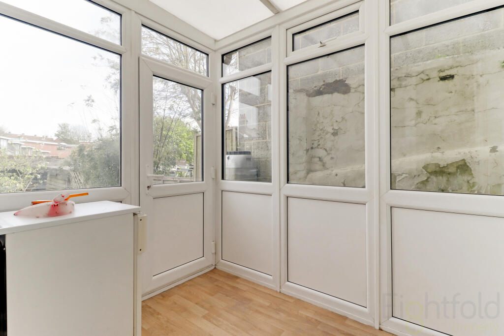 Flat- Conservatory