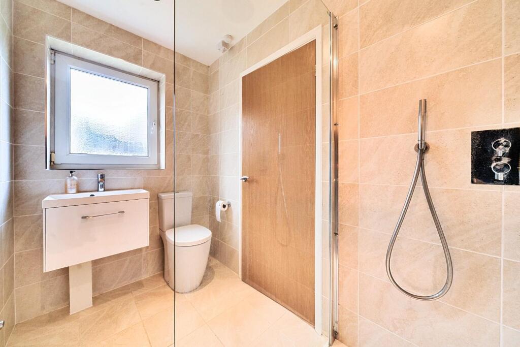 EN-SUITE.jpg