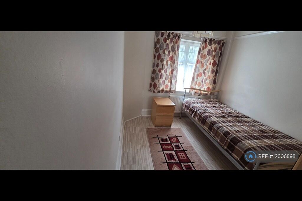 Bedroom 3 - First Floor