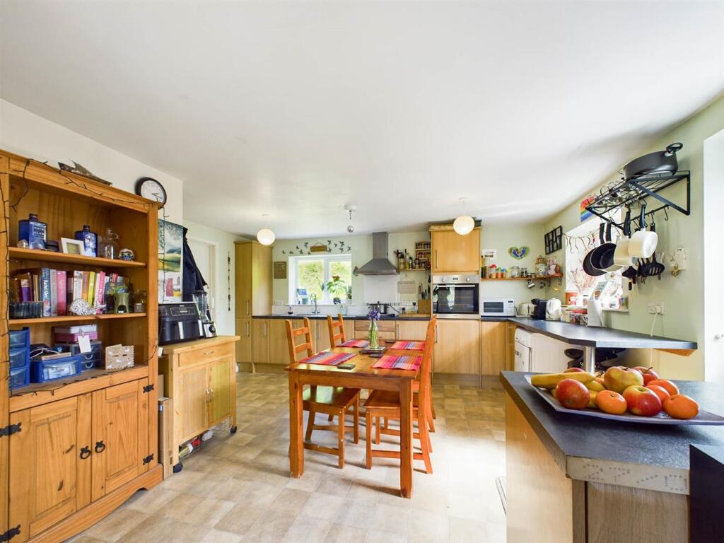 Kitchen Dining Annexe