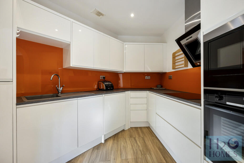 The Octagon_16-00...