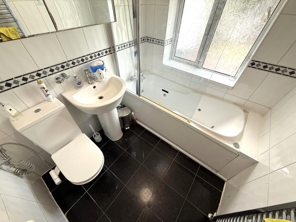 FITTED BATHROOM