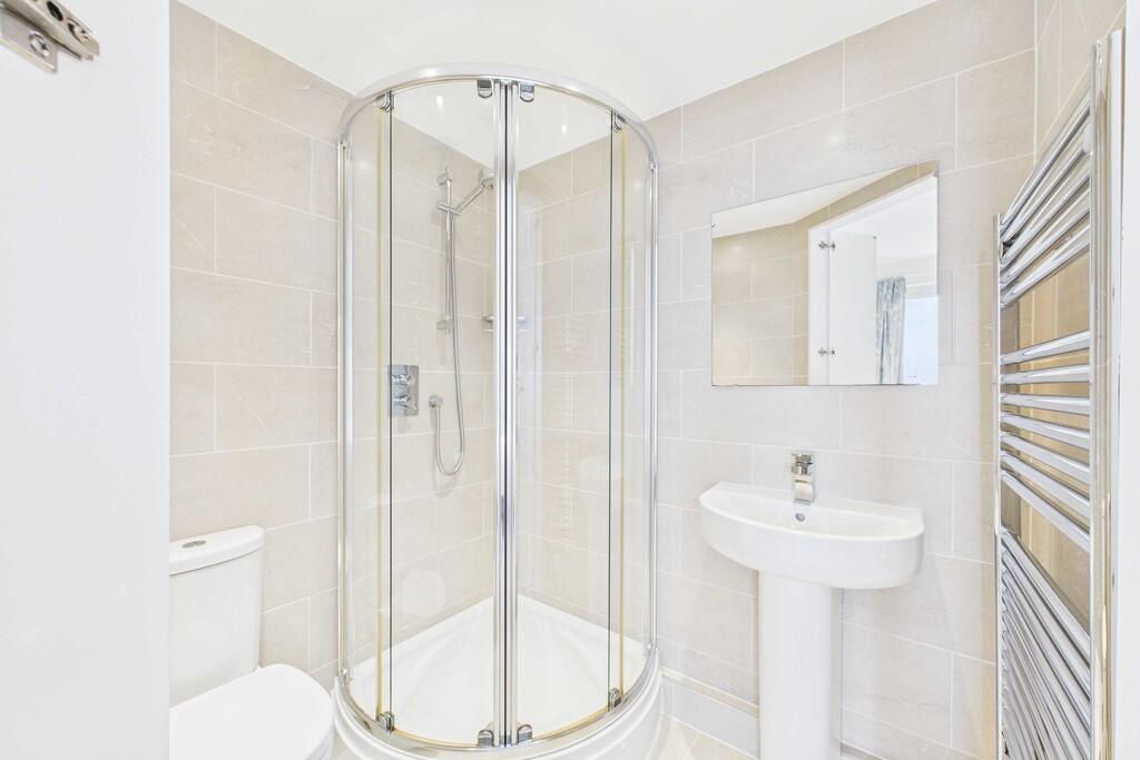 En-Suite Shower R...