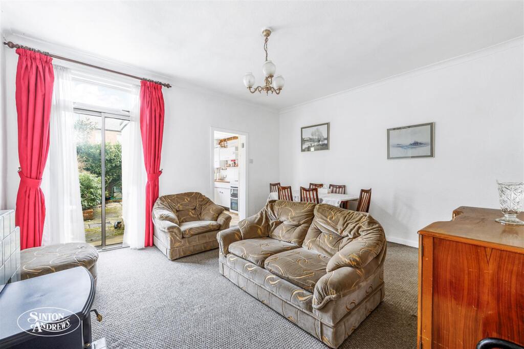 2 Whitehall Road-5.jpg