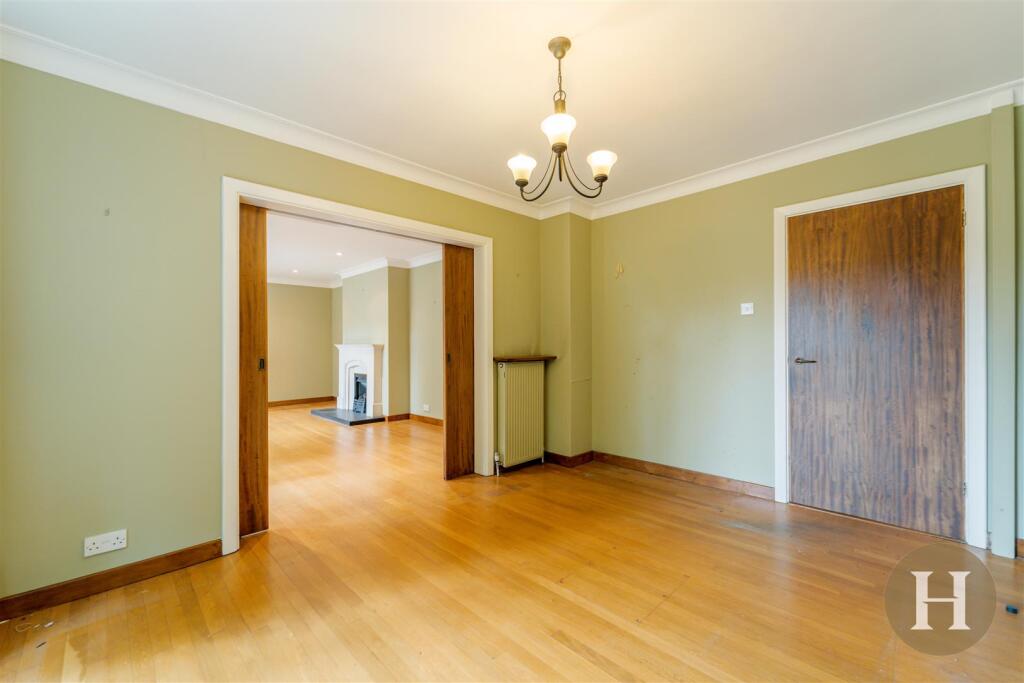 Hadleigh Estate Agents-31.jpg