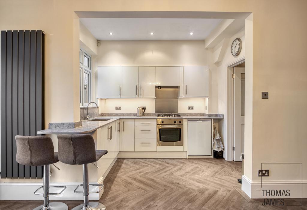 Elsiedene Road, contemporary kitchen/dining room