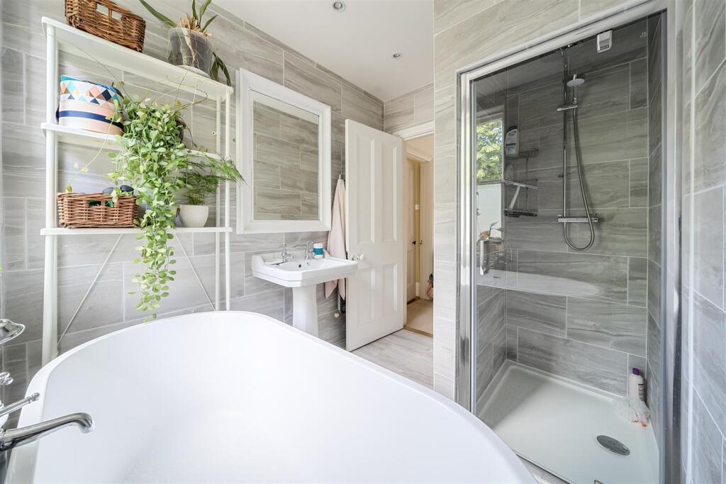 1312081-12-6855abccc9eb7-ARW1312081-22-6855abccc9e