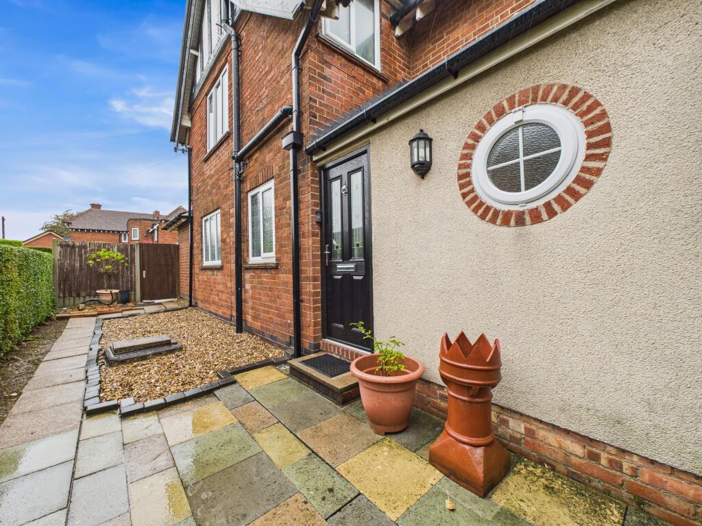 CAM04825G0-PR0192-STILL016