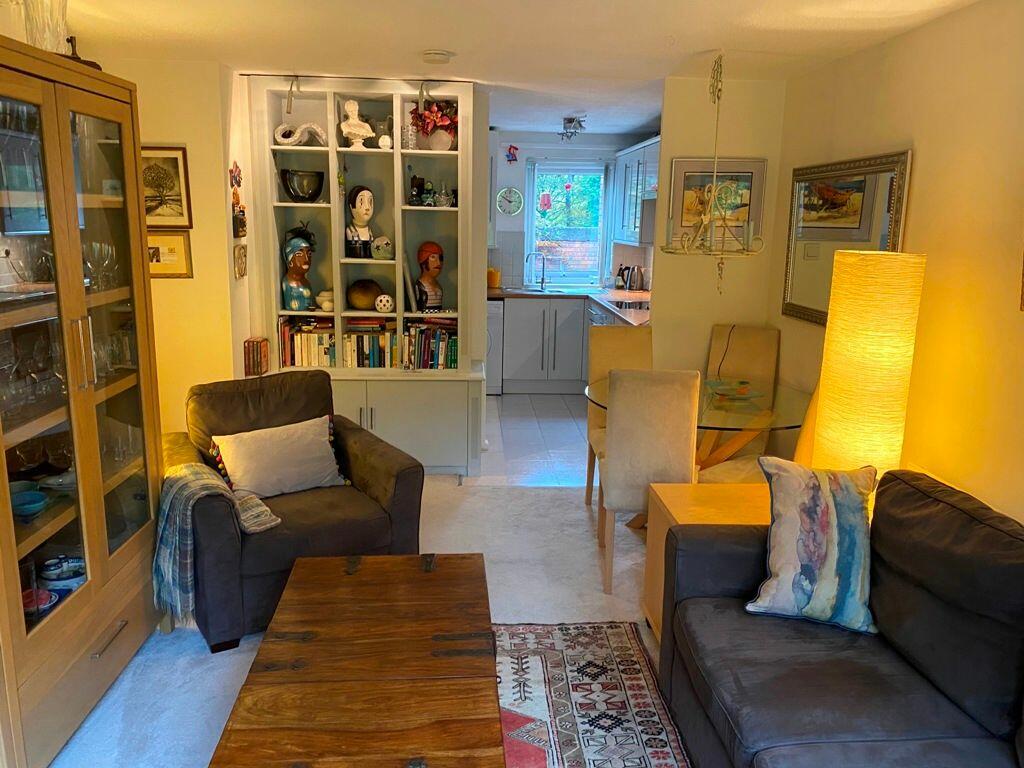 Lounge 3