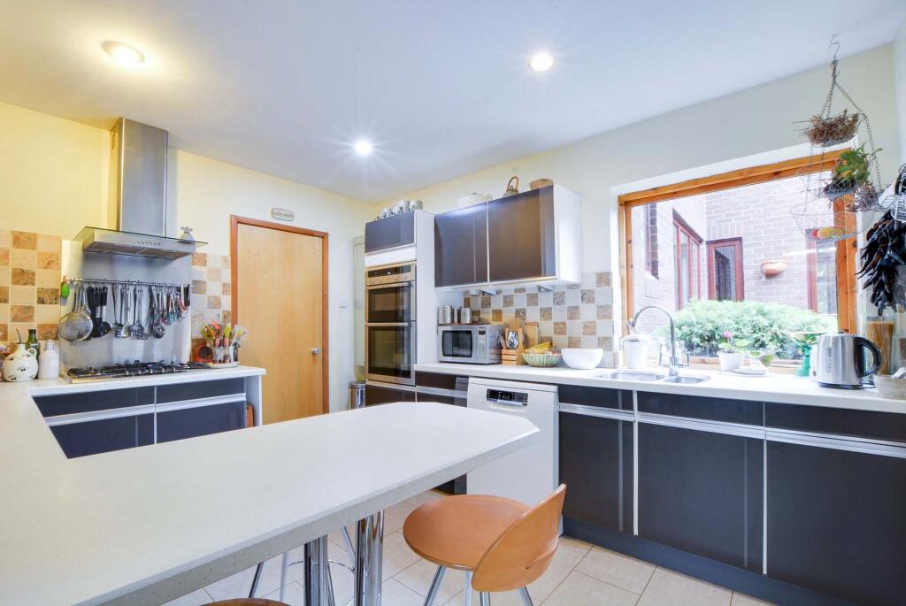 Breakfast Kitchen