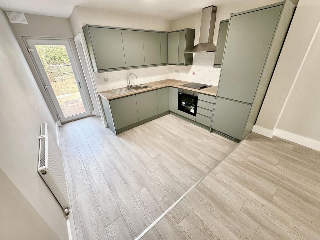 Lounge / Diner / Kit