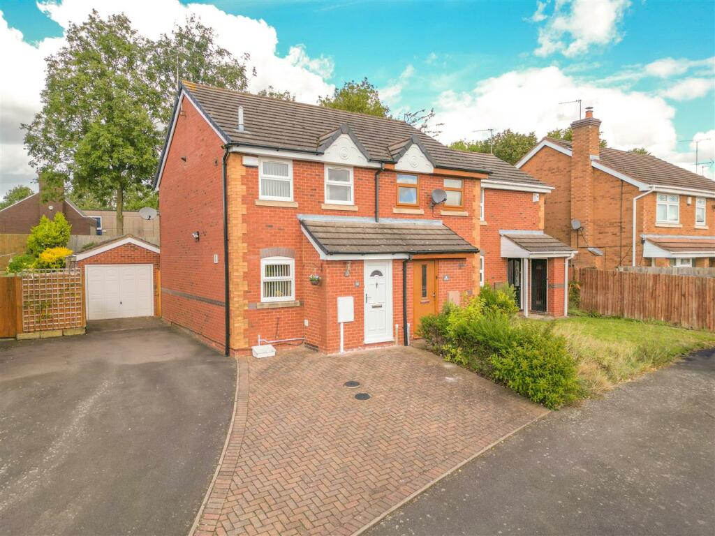 External Image -_-7.jpg