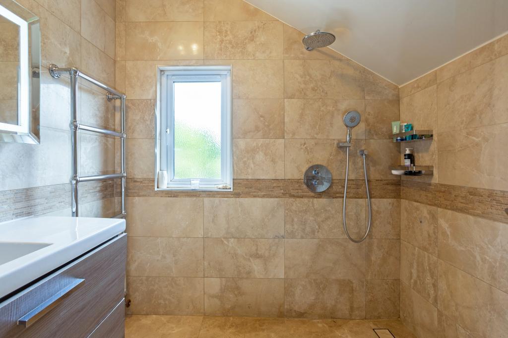 31 Copt Elm Road 305082 (16).jpg