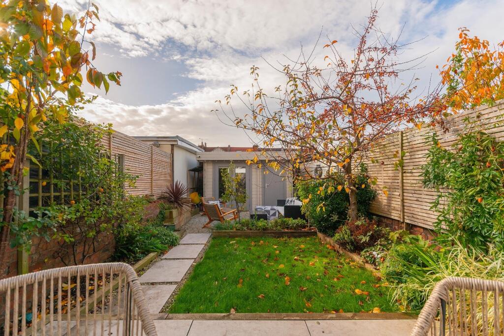 3C9RBN - External B.jpg