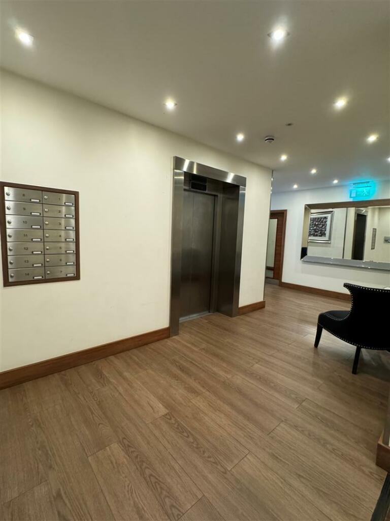 William Court Lift.jpg
