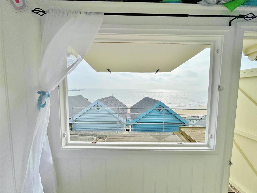 Beach Hut