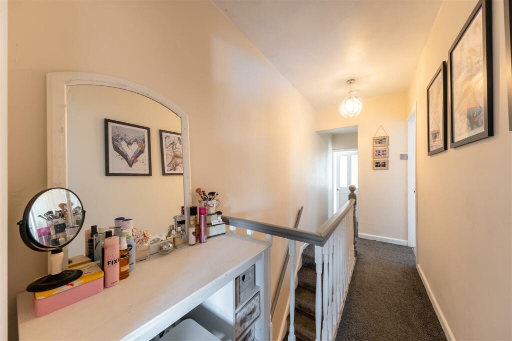 5 Brierley Street-031.jpg