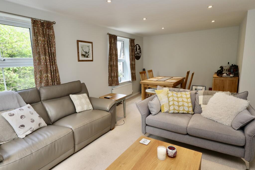 Double aspect Sitting room diner