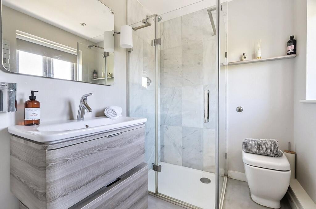 Ensuite