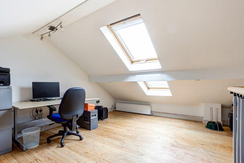 BEDROOM 4 B