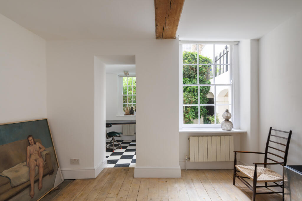 288631 - OldGloucesterStreetLondon-JSouteyrat-2...
