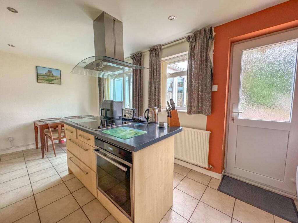 Oxford Close - Image-14.jpg