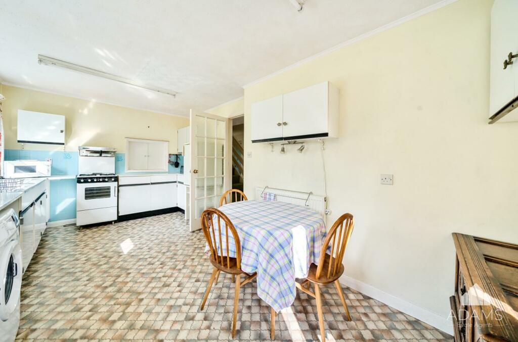 Kitchen/Breakfast Room