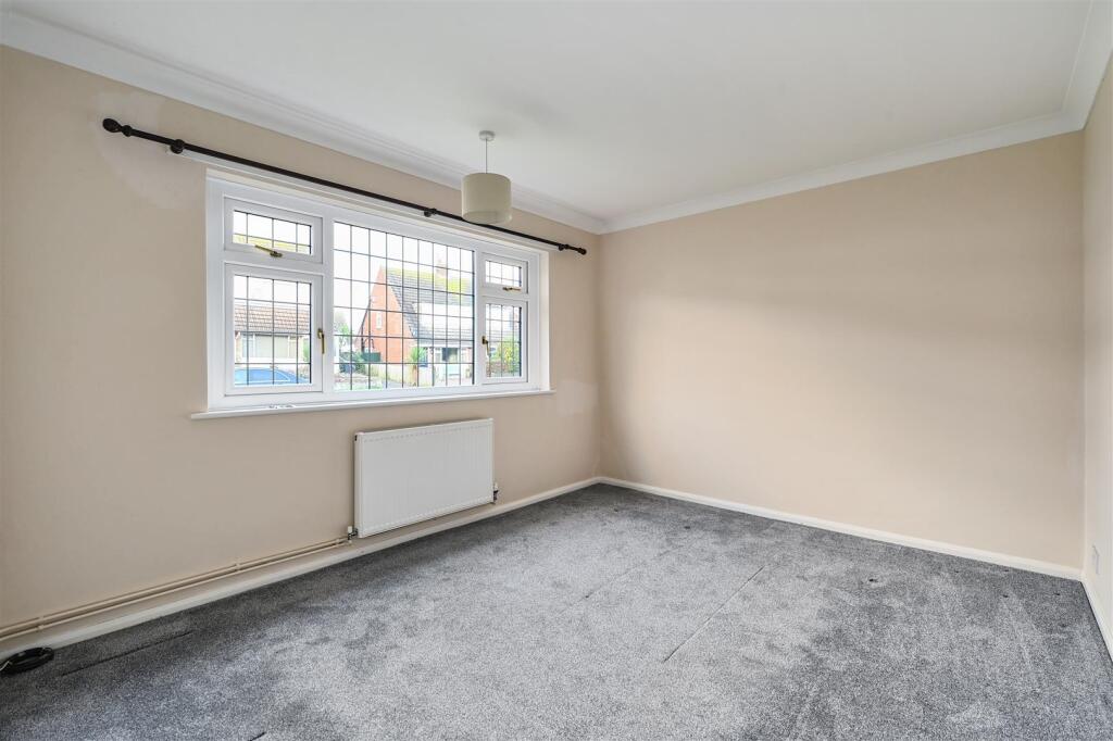 74 Pebsham lane tn40 (9).jpg