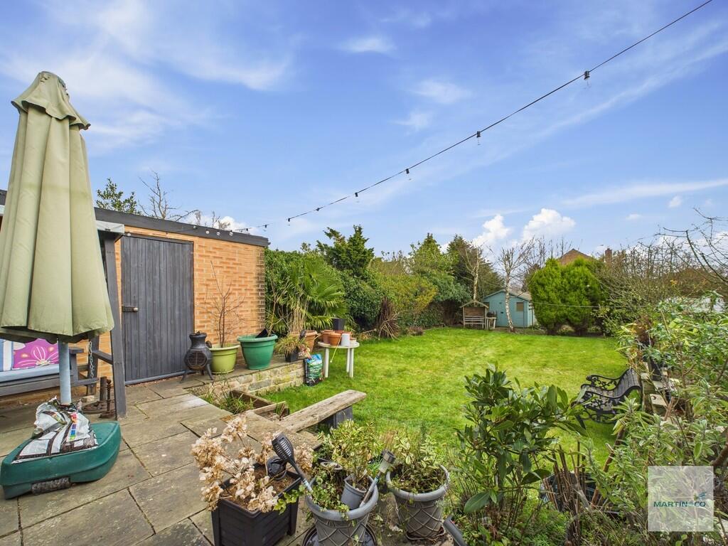 CAM03394G0-PR0258...